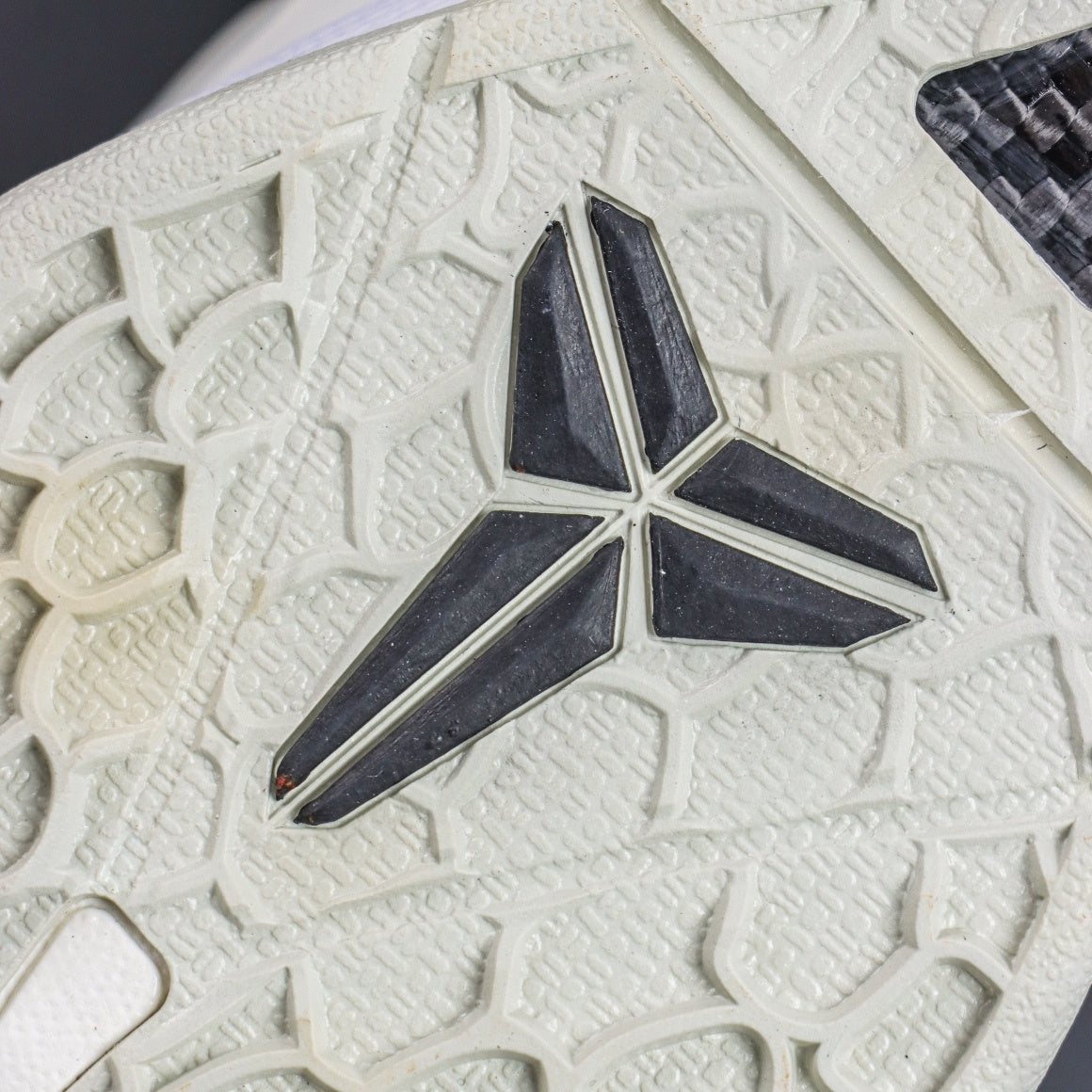 Tênis Nike Kobe 6 Protro Sail Stars