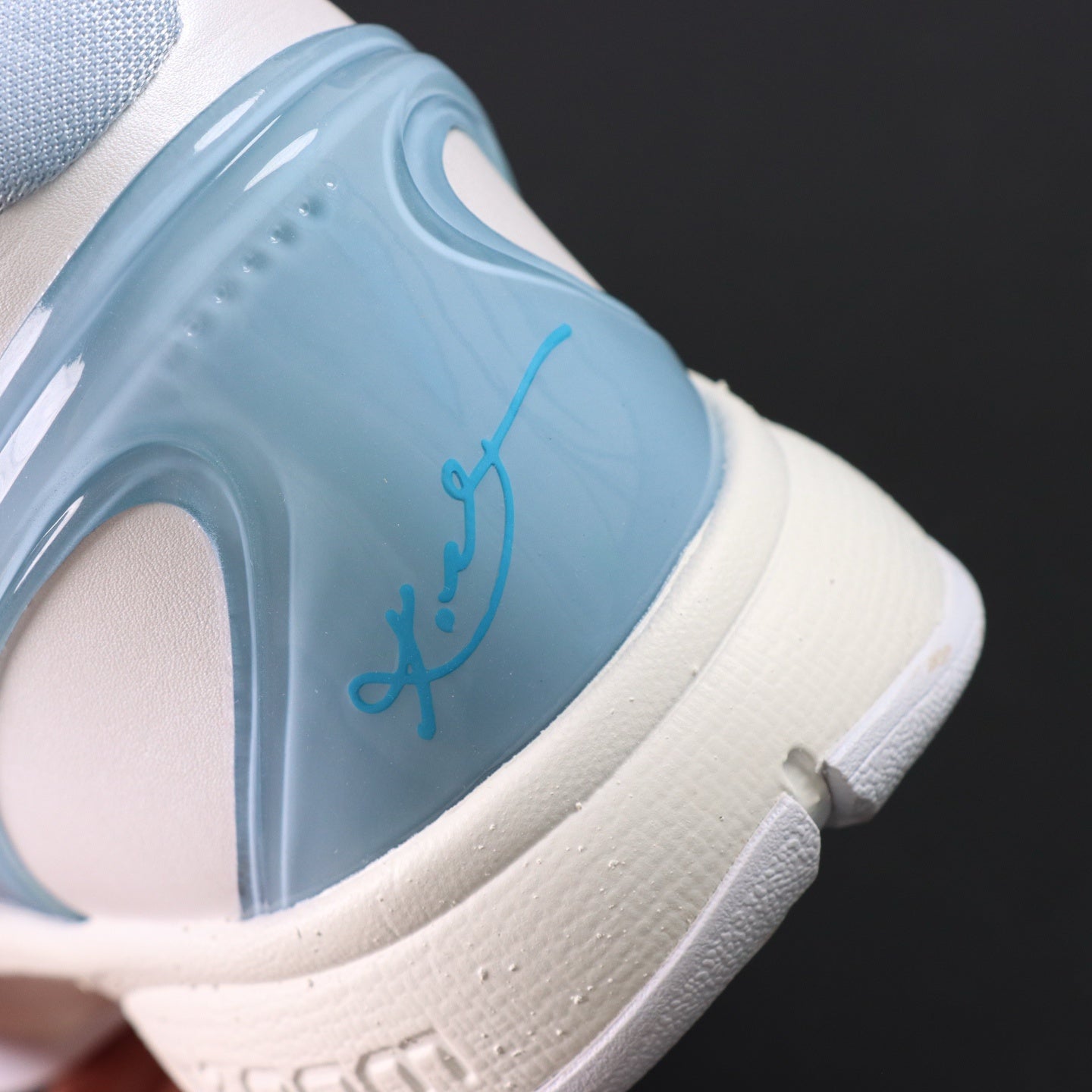 Tênis Nike Kobe 6 Protro Ice Blue