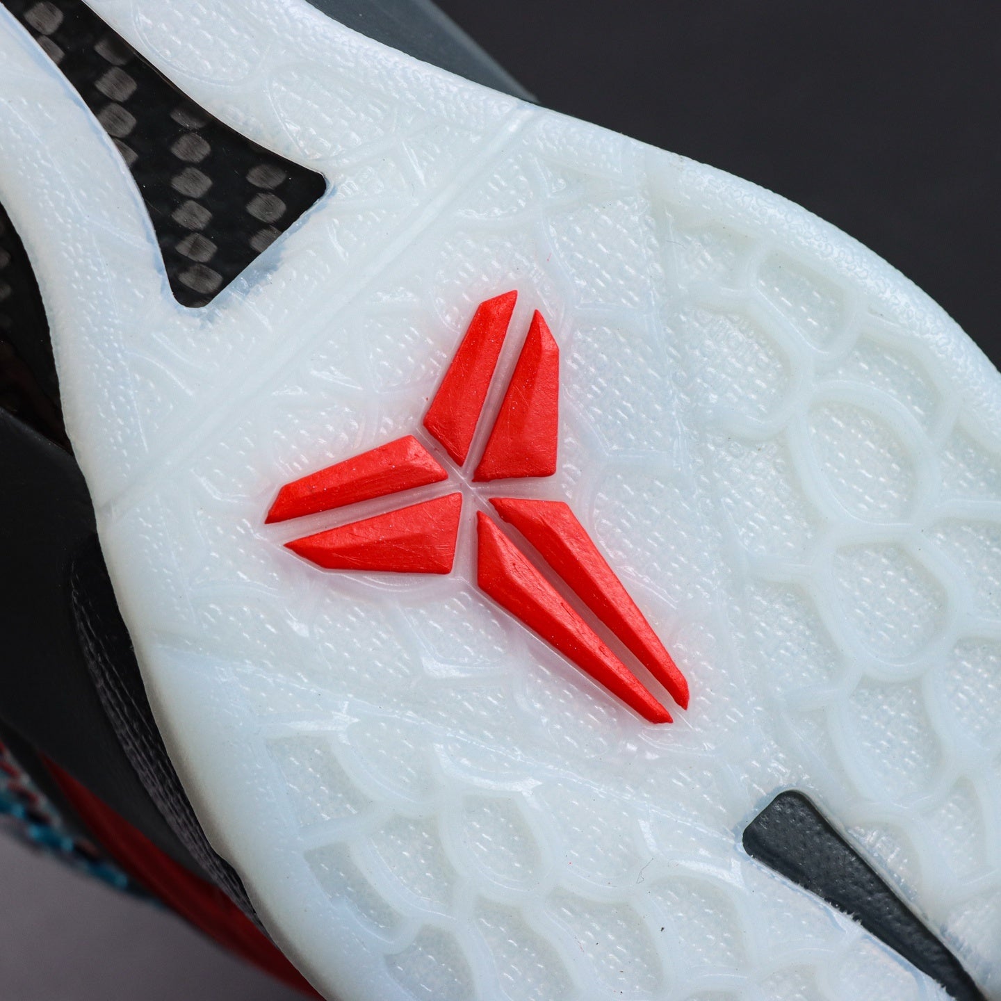 Tênis Nike Kobe 6 Protro 3D Hollywood