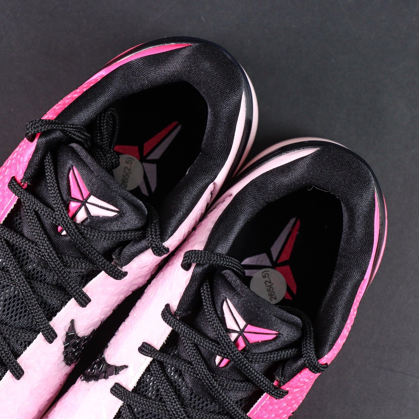 Tênis Nike Kobe 6 Protro Mismatch Pink