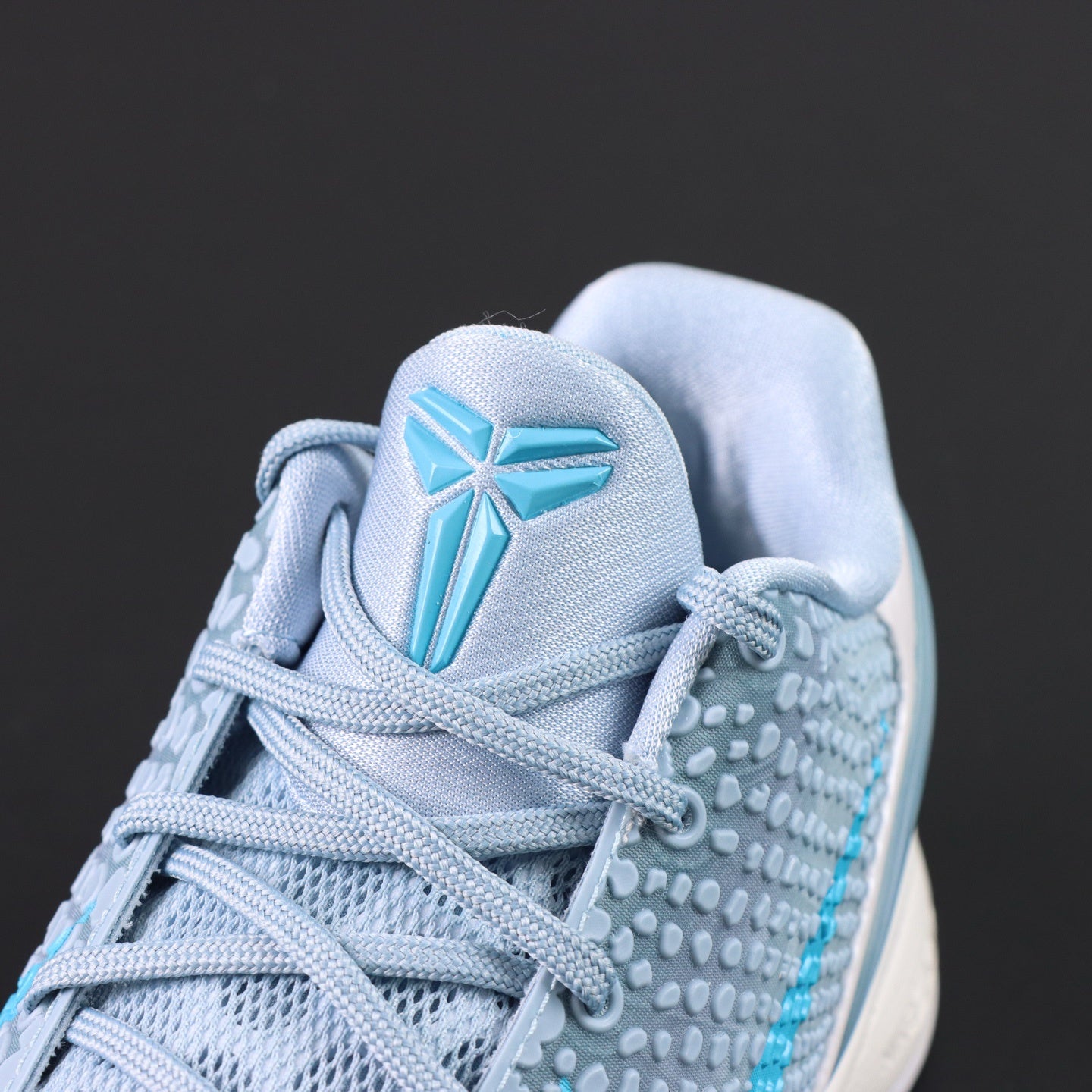 Tênis Nike Kobe 6 Protro Ice Blue