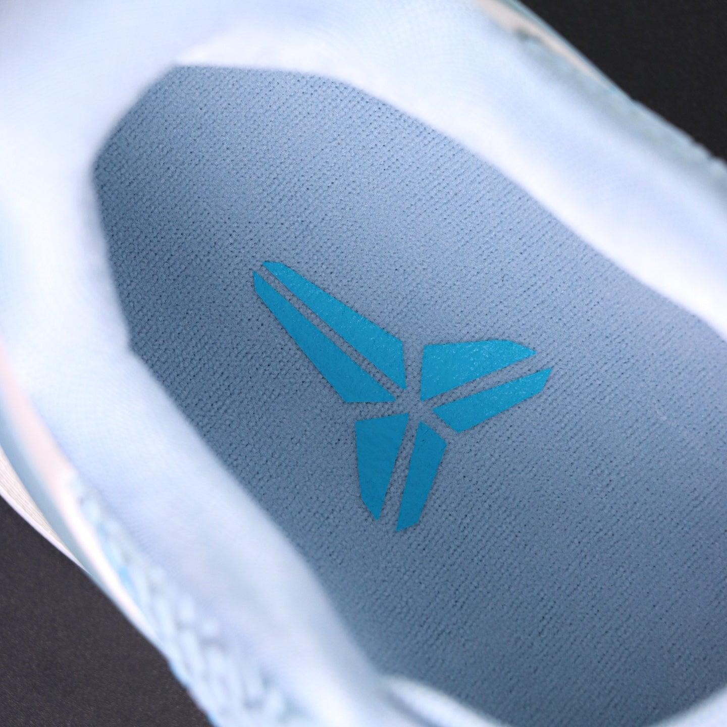 Tênis Nike Kobe 6 Protro Ice Blue