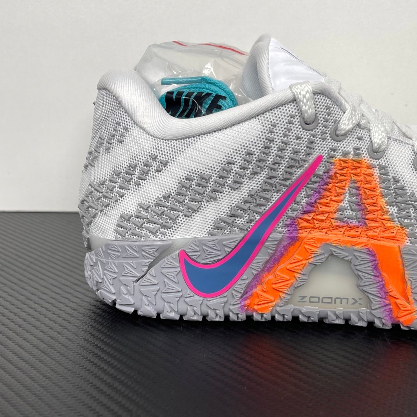 Tênis Nike Ja 3 "Light Show"