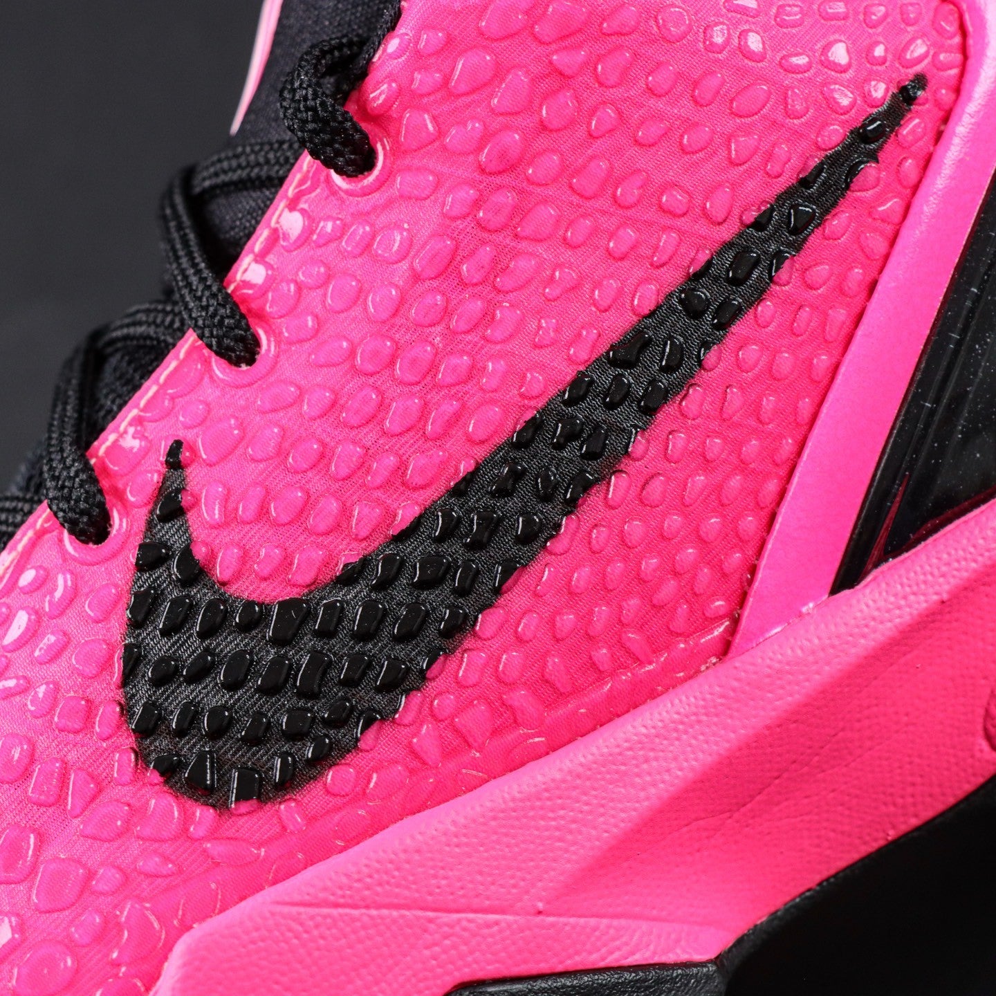 Tênis Nike Kobe 6 Protro Mismatch Pink