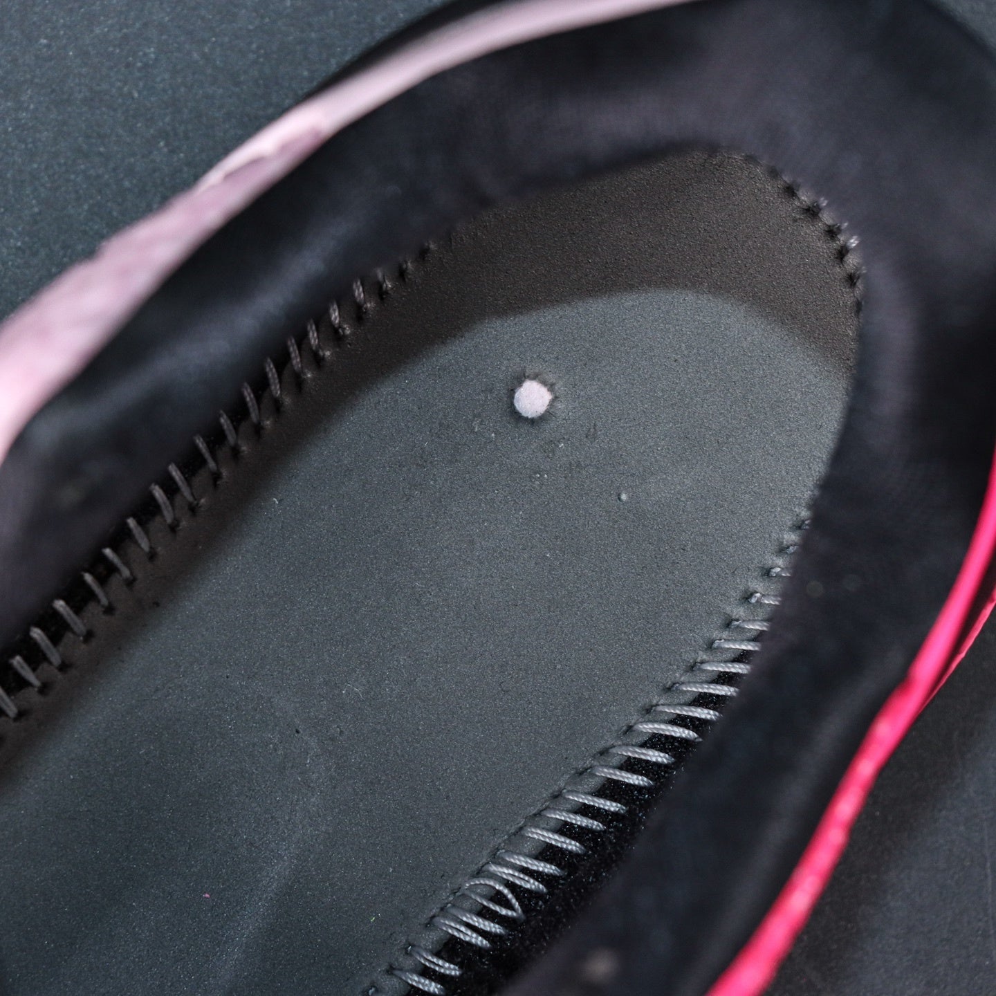 Tênis Nike Kobe 6 Protro Mismatch Pink