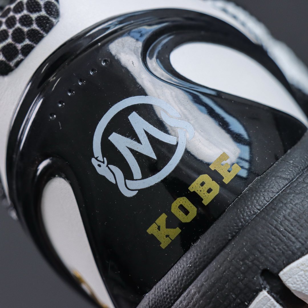 Tênis Nike Kobe 6 Protro Mambacita Sweet 16